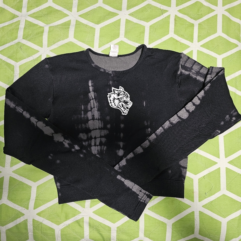 Darc Sport Black and Gray Crop Top